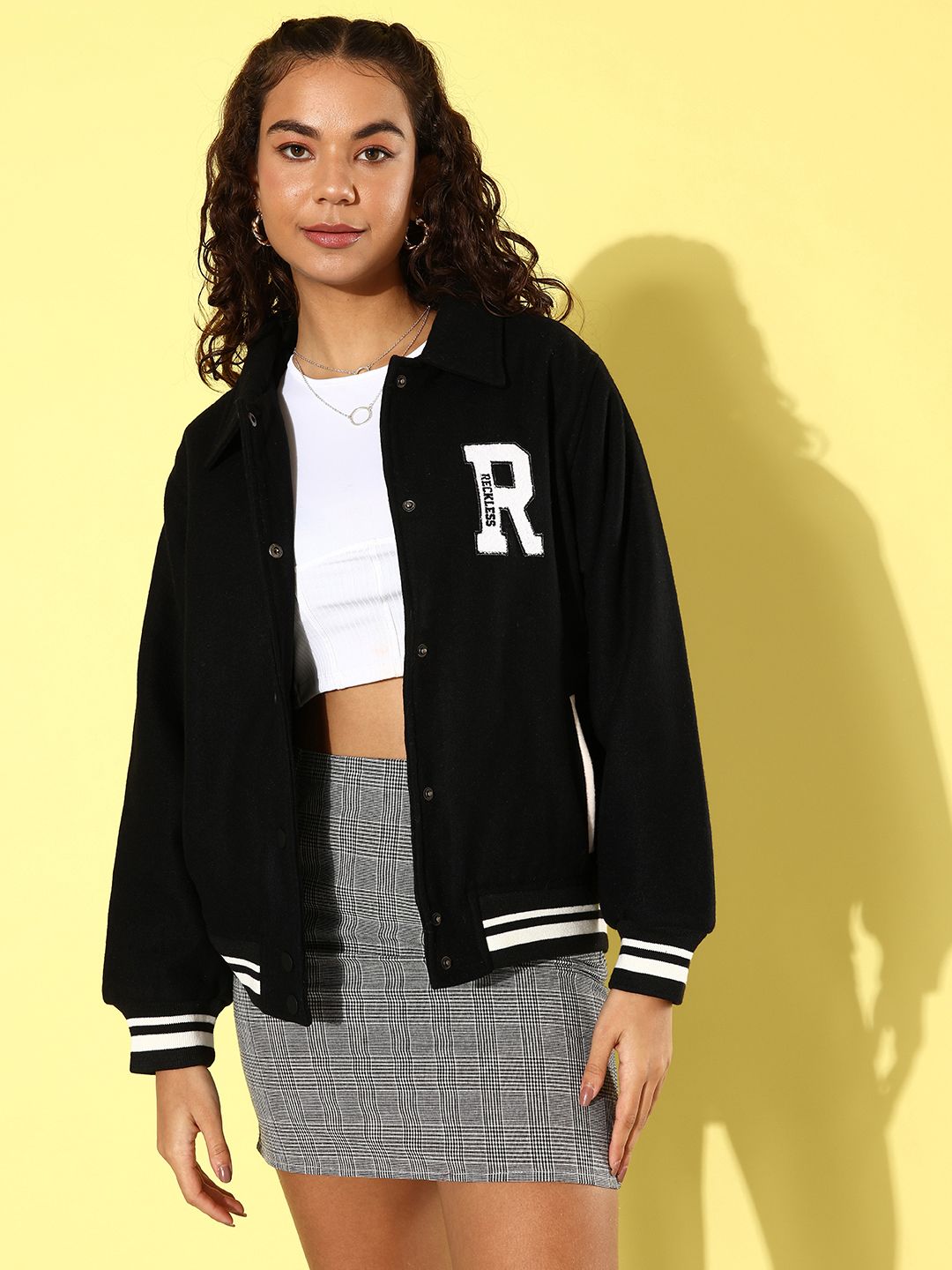 Black “R” Patch Varsity Jacket – Streetwear Letterman Bomber