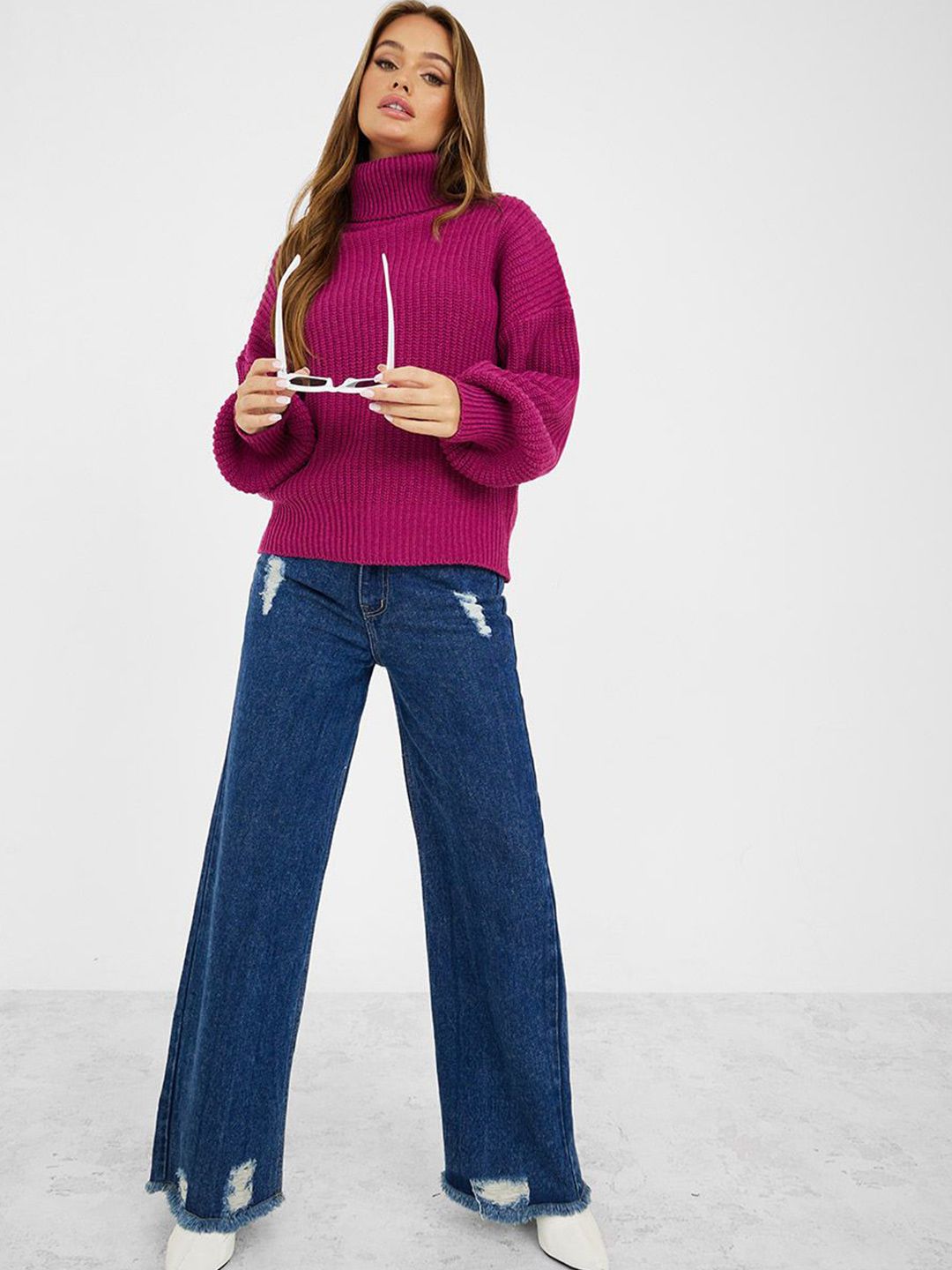 Magenta Chunky Knit Turtleneck Sweater – Winter Cozy & Stylish