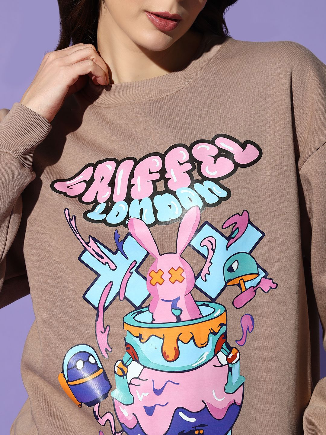 Camel Brown Oversized Graphic Sweatshirt – Streetwear Cartoon Print
