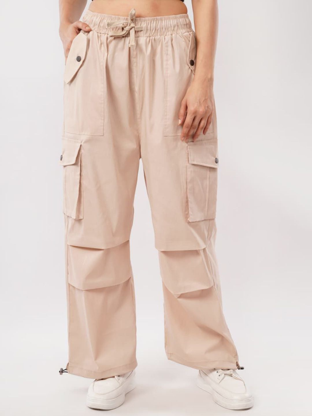 Beige Multi-Pocket Parachute Cargo Pants – Baggy Streetwear Fit
