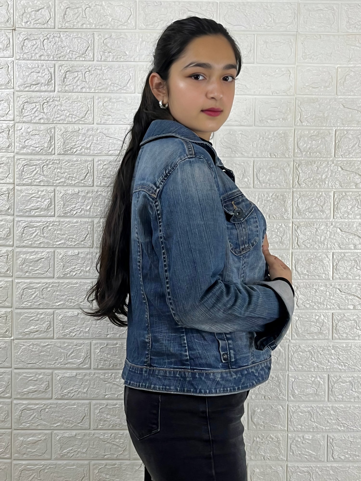 Women’s Classic Blue Denim Jacket | Button-Down Casual Long Sleeve Outerwear