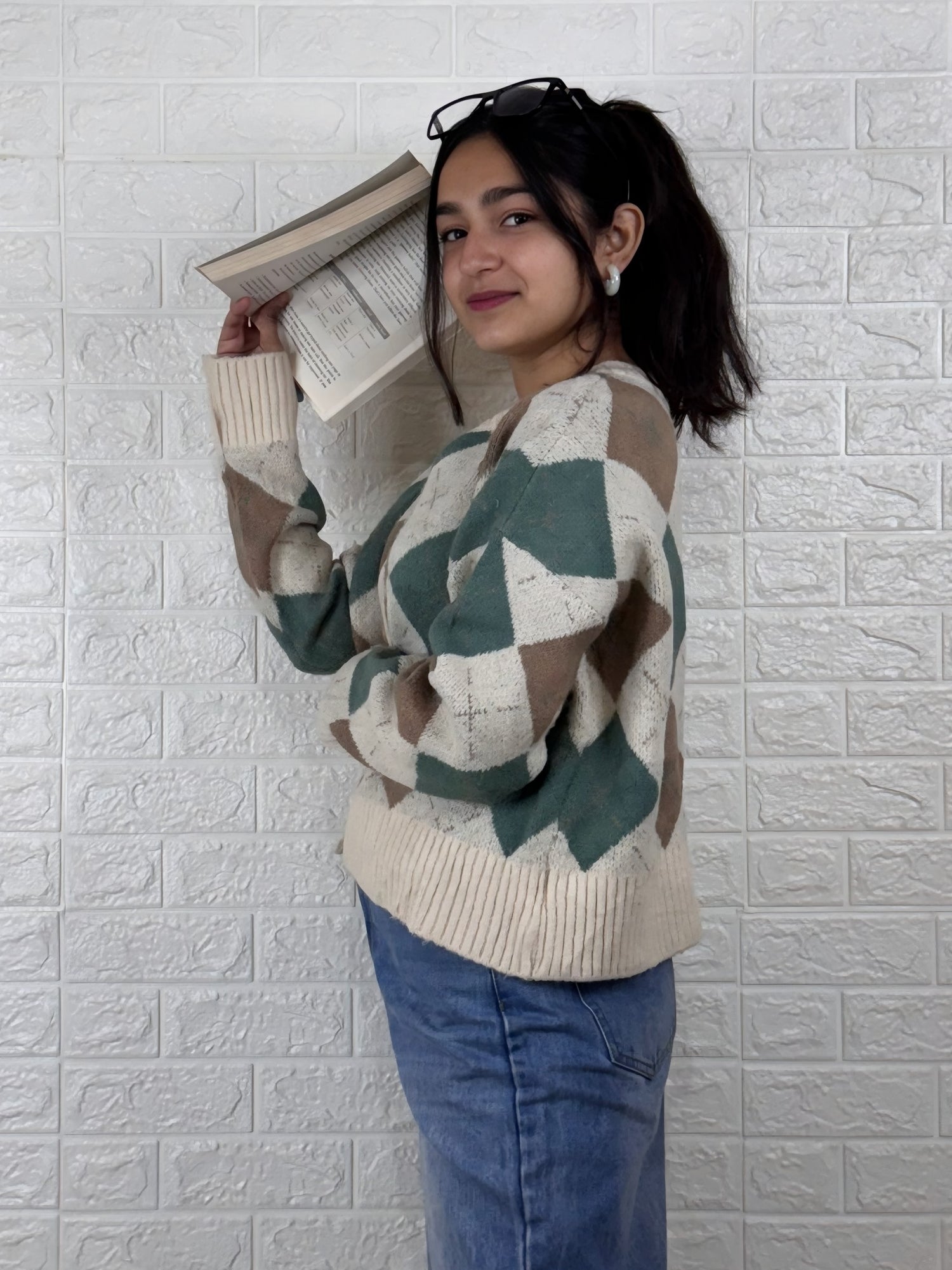Academia Argyle Cropped Cardigan - Green & Brown