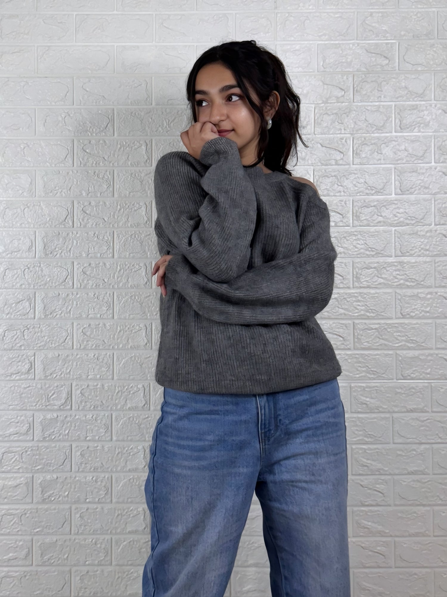 Chic Grey Cold Shoulder Ribbed Sweater